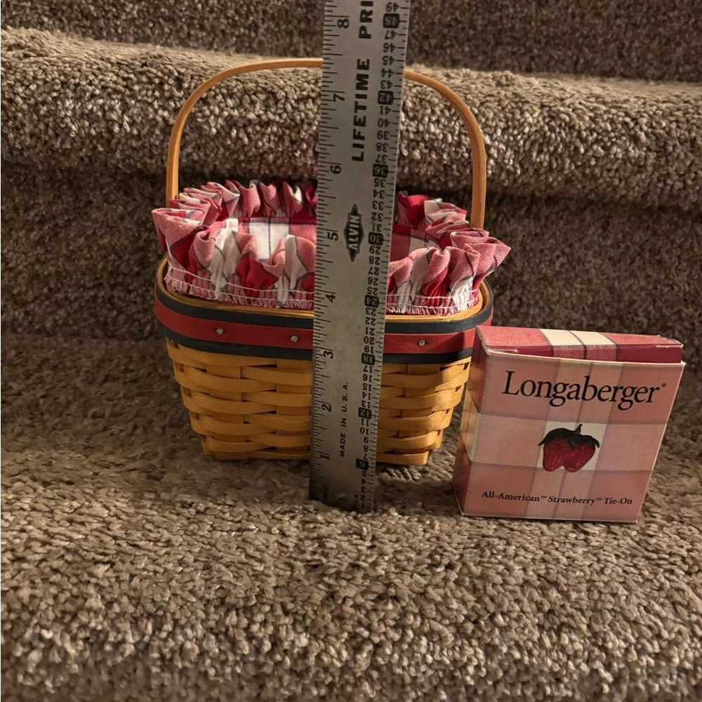 Longaberger Basket - Picture 3 of 5